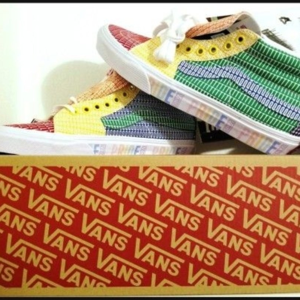 Vans Red and Green Athletic Shoes Patchwork Design